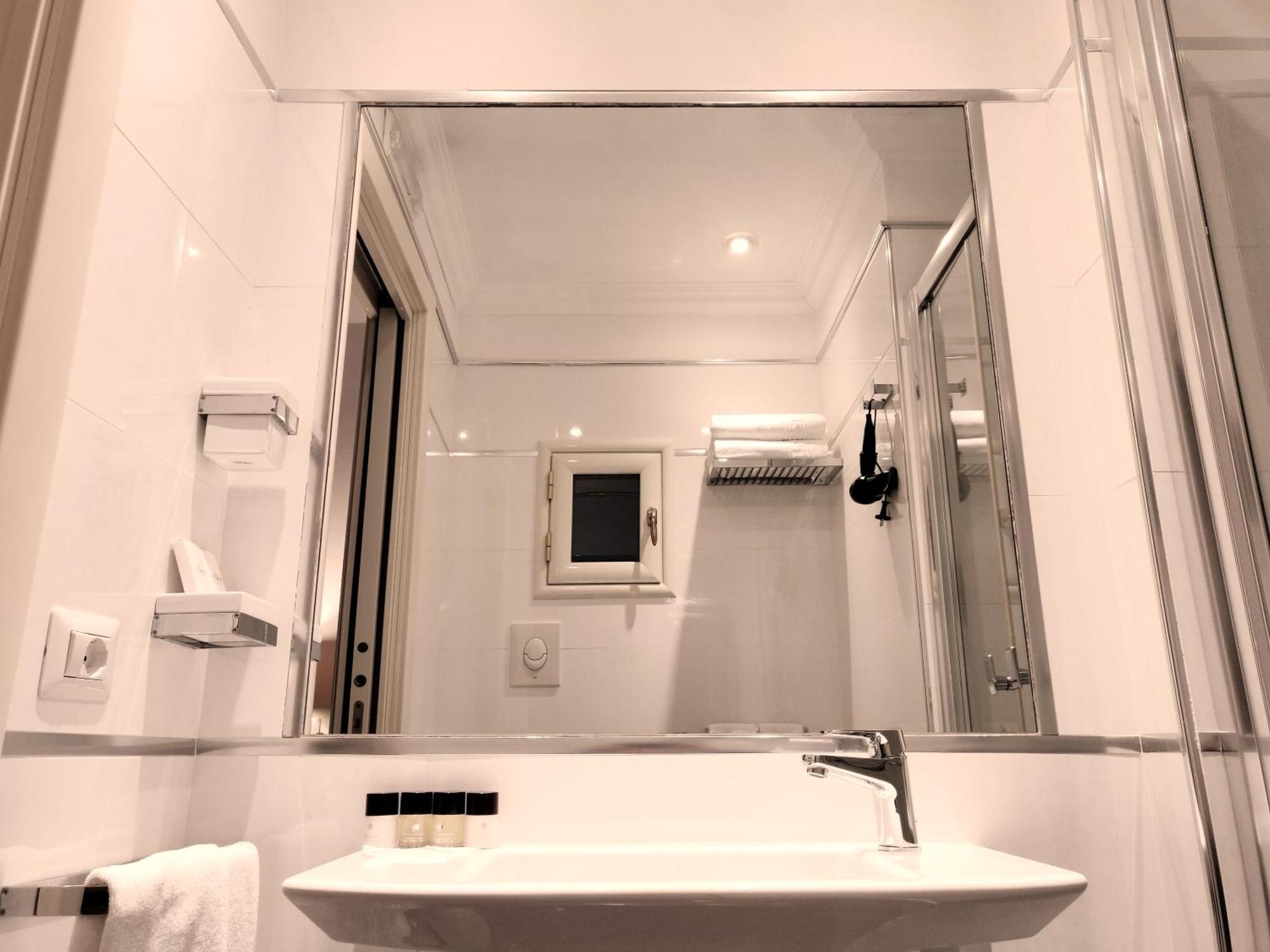 Best Season Reggio di Calabria Room photo